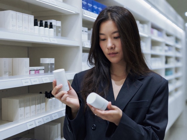 The product on a Japanese retail shelf